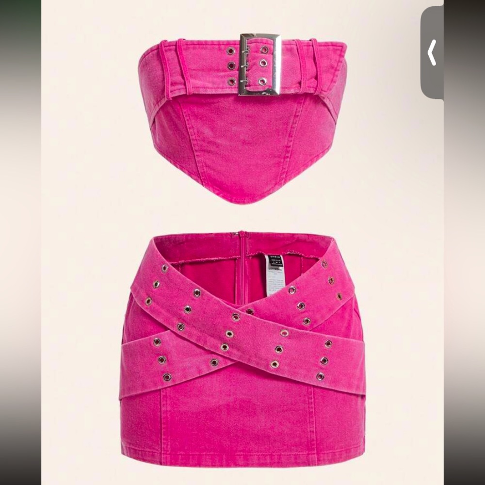 Buckle skirt suit
